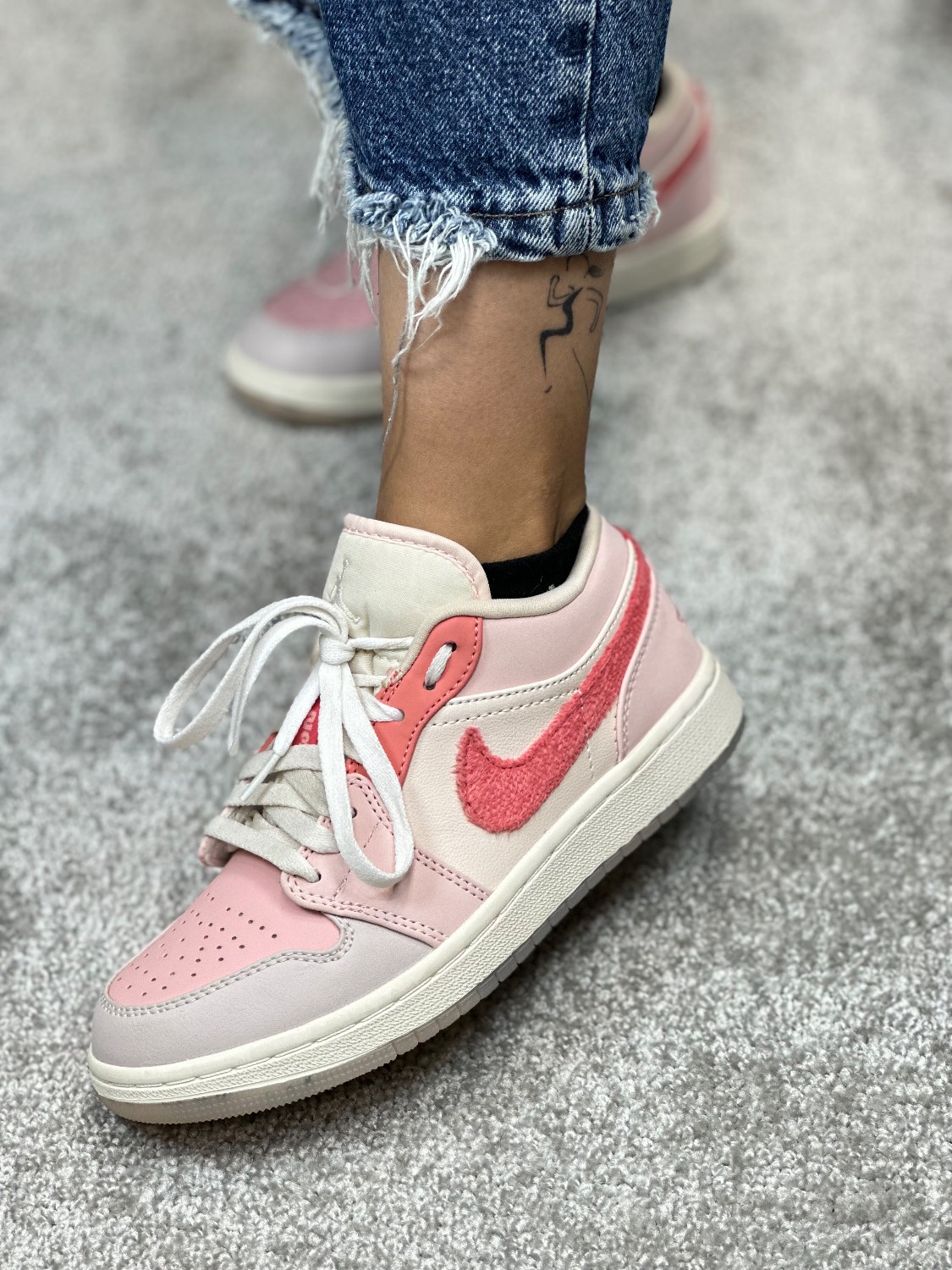 نایک جردن ایر ویتنام کیفیت مستر درجه 1  Nike Air Jordan 1 Low Womens