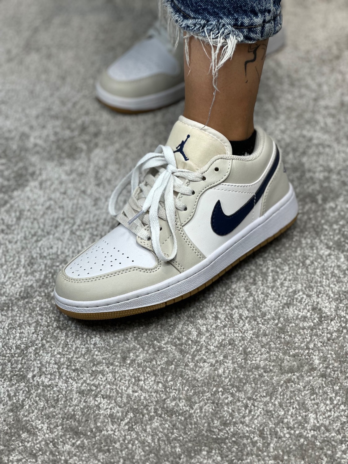 نایک جردن ایر ویتنام کیفیت مستر درجه 1  Nike Air Jordan 1 Low Womens