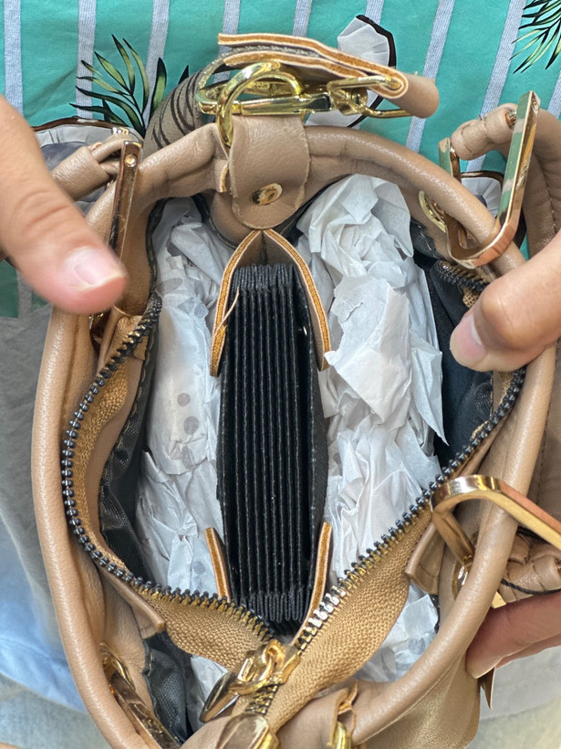 کیف زنانه آرمانی