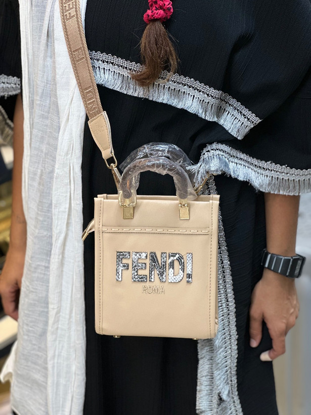 کیف دستی زنانه مدل فندی