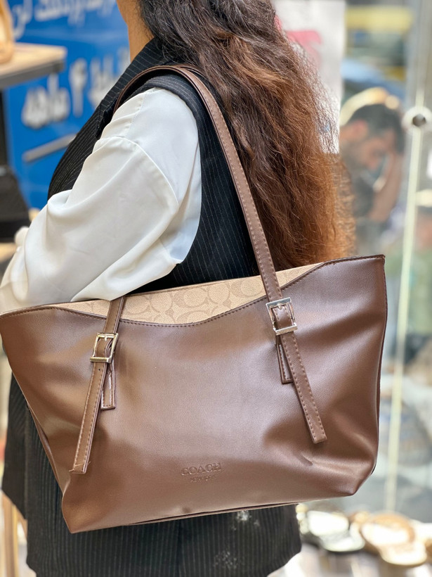 کیف دوشی زنانه مدل کوچ2 خانه