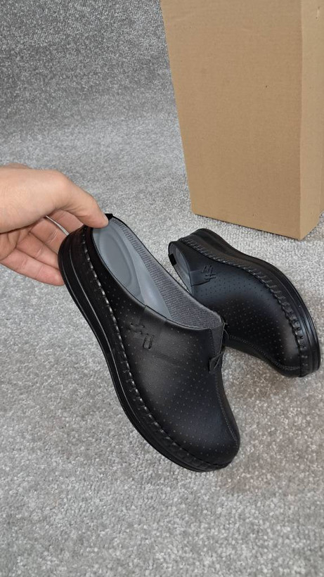 صندل جلوبسته طبی زنانه مدل ماهان
